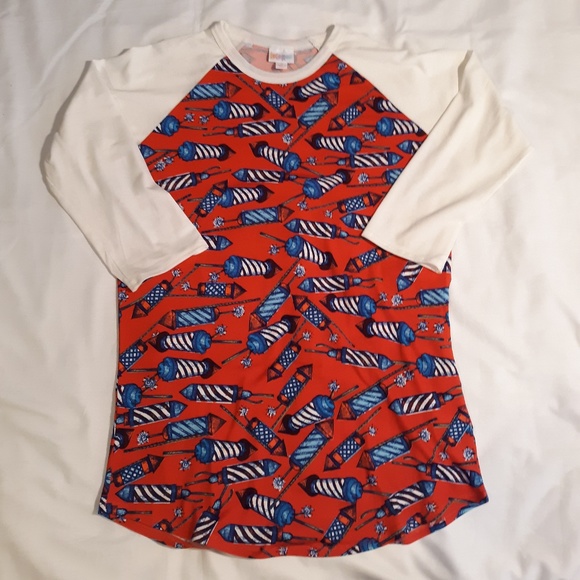 LULAROE women's fire cracker t-shirt Siz Small - Picture 1 of 3